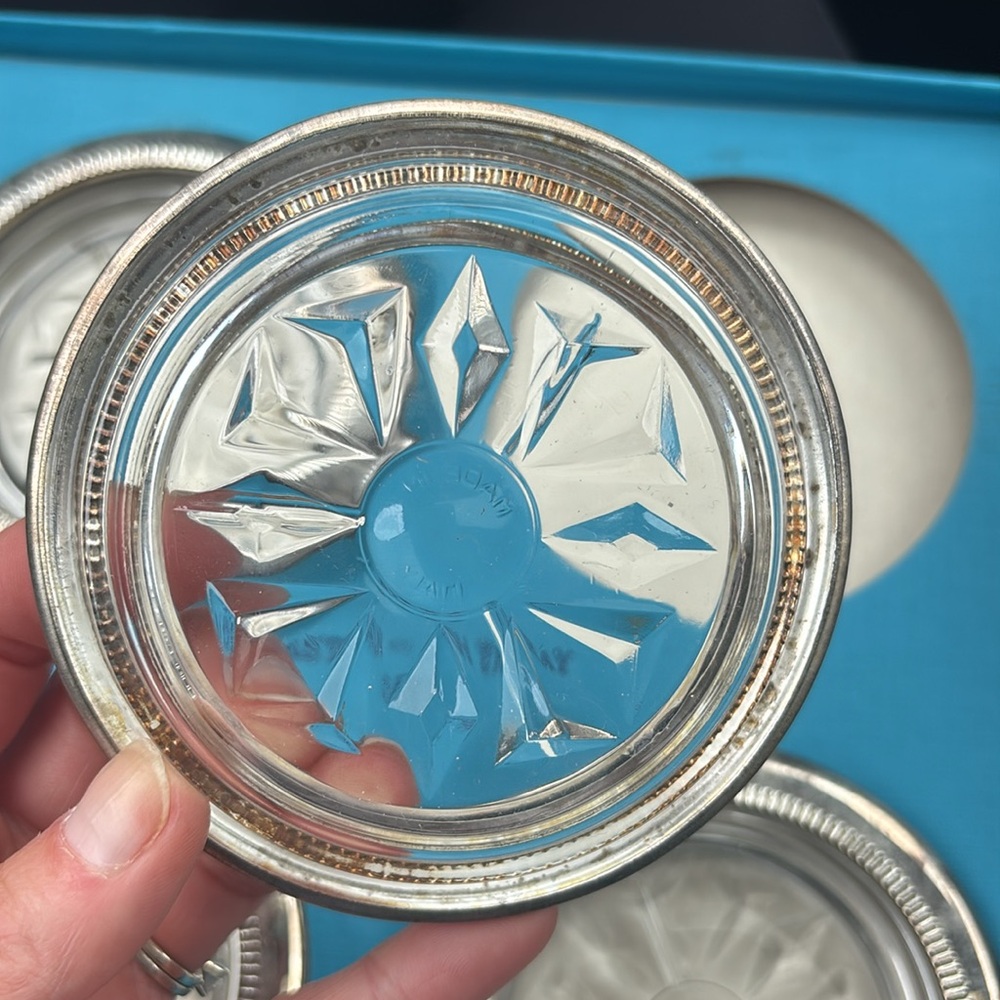 Silver Coaster Set - Picture 5 of 6